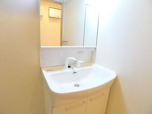 コンフィール 201号-7