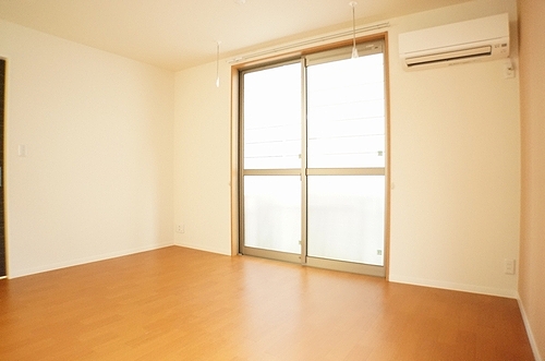 シャーメゾン西馬橋 101号-2