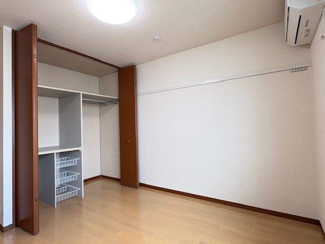 ヴィラ・イーストＢ 201号-5