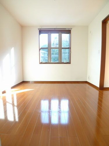 シャーメゾン 201号-4