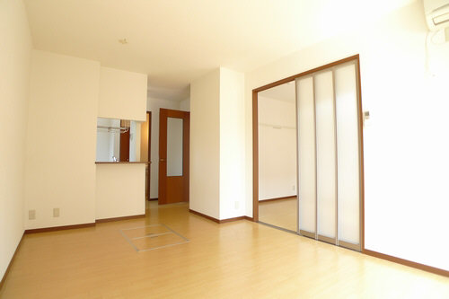 ドミールコトーＤ 101号-2