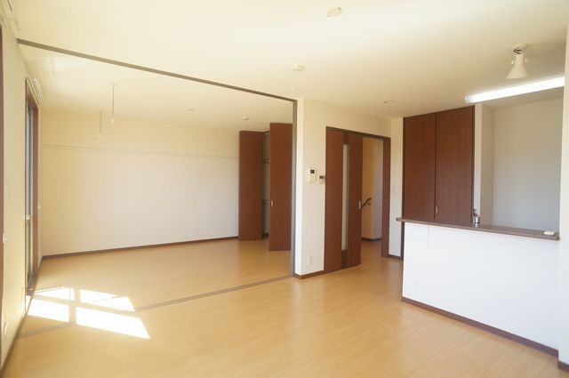 メゾン　デル　エスト 202号-4