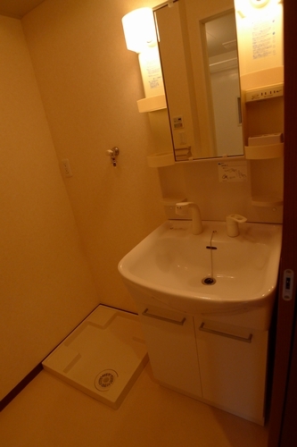 サザンクロス参番館 101号-8