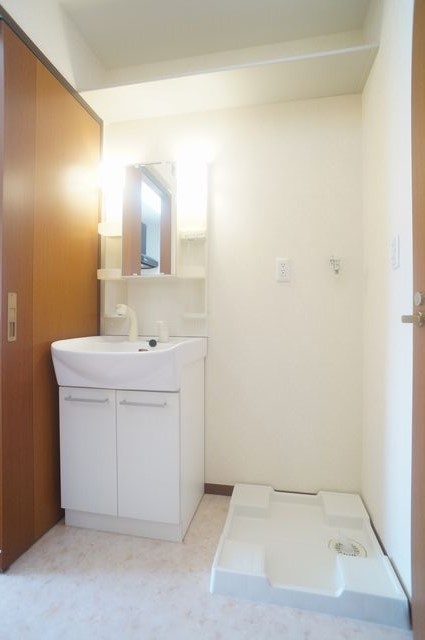 サザンクロス伍番館 201号-8