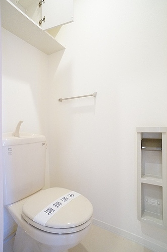 メゾン・シューネス 201号-8