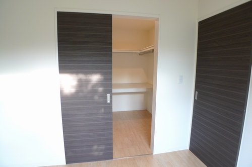 ディアス岩根 103号-6