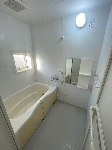 ディアス岩根 203号-7