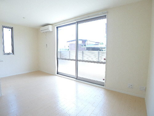 グラン・シャリオ B棟 101号-3