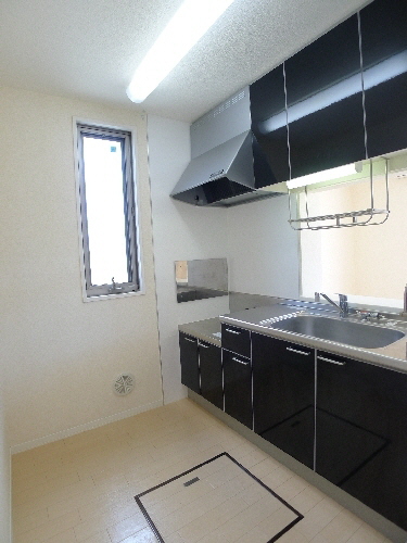 グラン・シャリオ B棟 101号-4