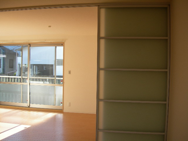 ラ・ボンヌ・メゾン　Ｂ棟 102号-3