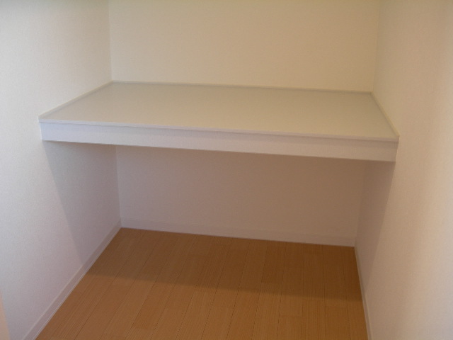 ラ・ボンヌ・メゾン　Ｂ棟 102号-9