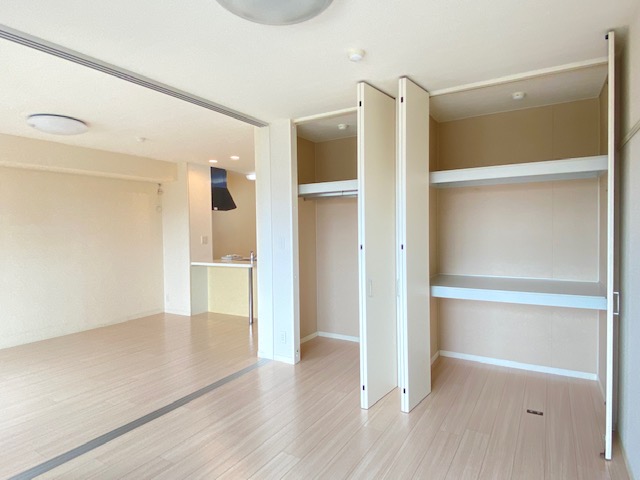 ファシナシオン 303号-6