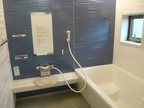 El cielo azul C 202号-4