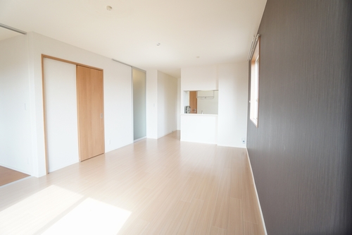 パティオスＡ 203号-3