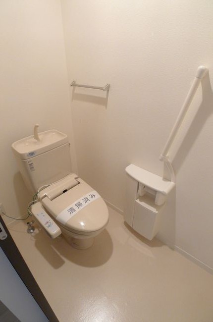 ヴィラⅡ番館 201号-11