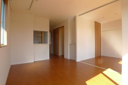 メゾン　ド　ソレーユ　Ｂ棟 201号-3