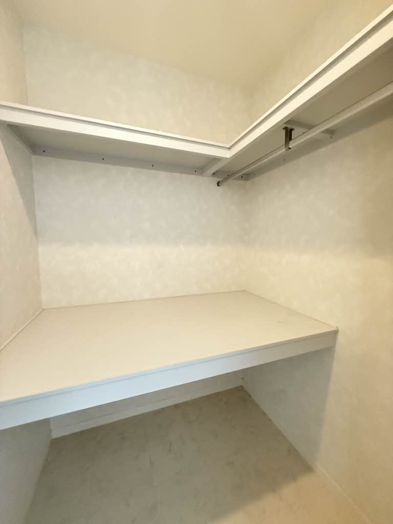 エルシエロ　クラーロＣ 208号-6