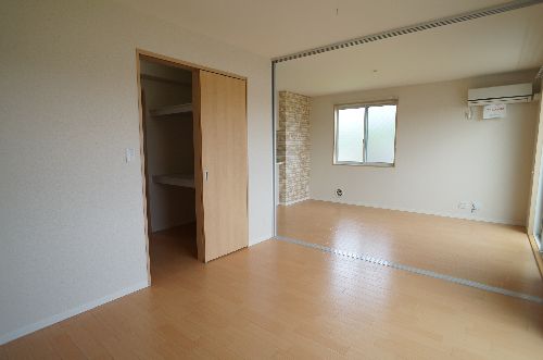 フルラージュＢ 302号-4