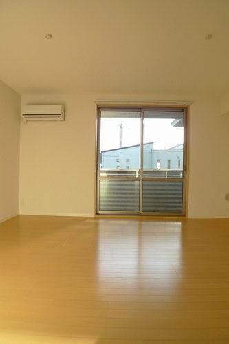 ヴィラーチェ 202号-5