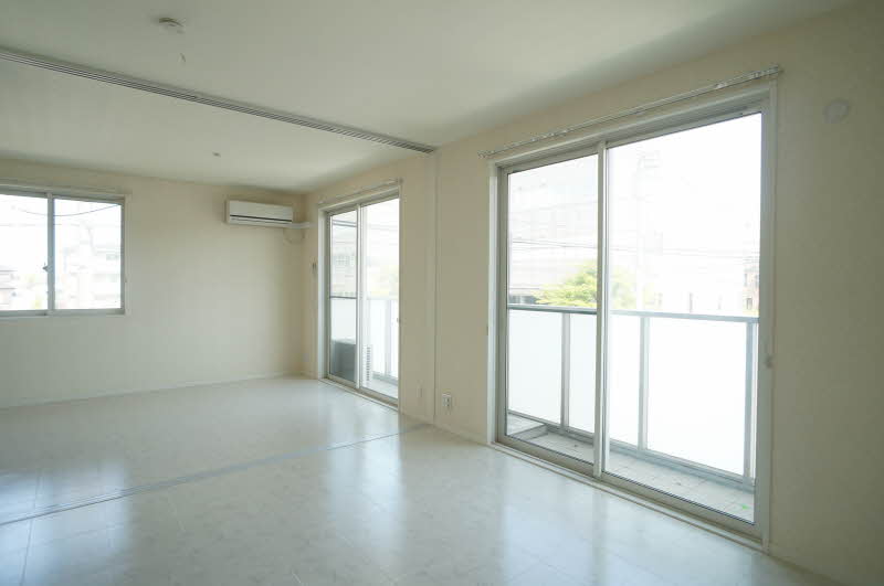 ルナ・デ・ミエール 102号-3