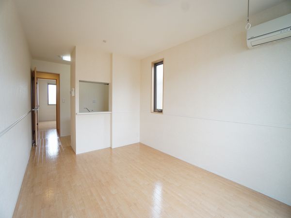 ウイングスクエアＣ 201号-2