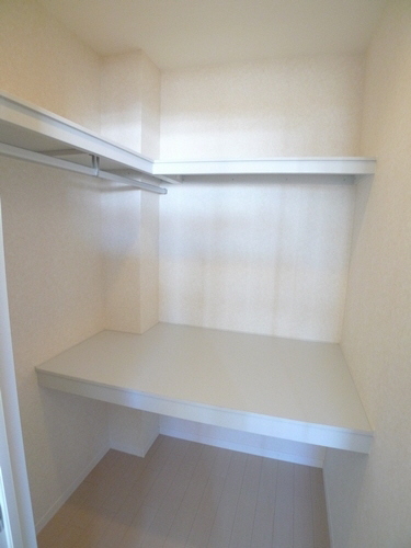 メゾン・フローラ 101号-8