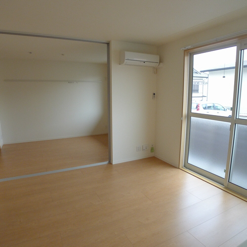 ＣＲＯＷＮ　ＨＩＬＬ　Ｂ 102号-3