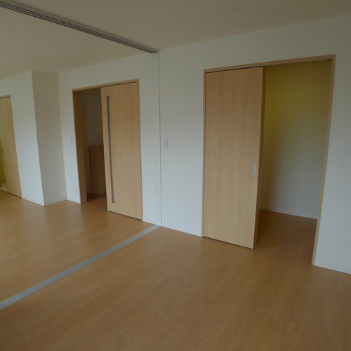 ＣＲＯＷＮ　ＨＩＬＬ　Ｂ 102号-8