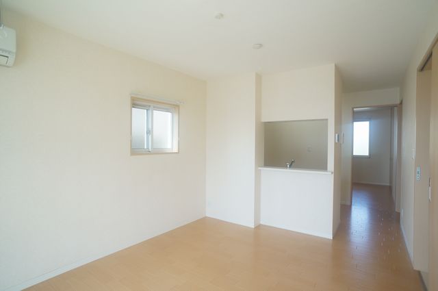 エクセル ワン 303号-3