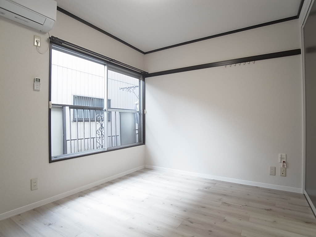 タウニー五香 102号-2