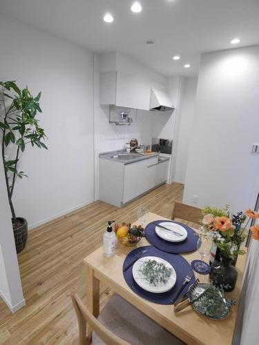 メゾン・マリエール 102号-4