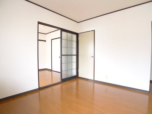 クレスト鷺沼 202号-3