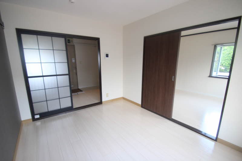 ノイハウス 201号-4