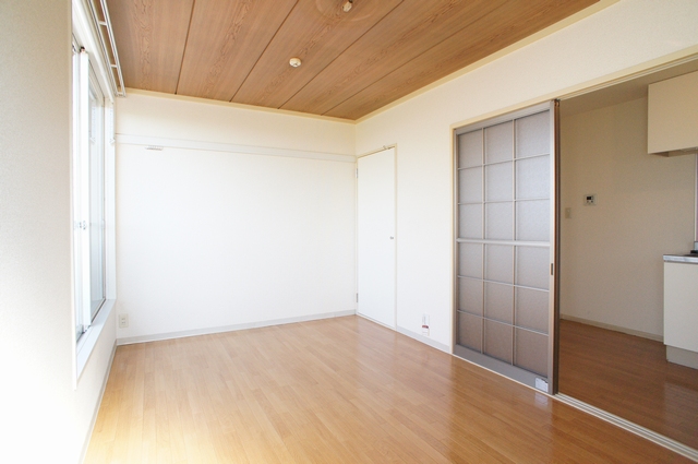 メゾン国府台 201号-2