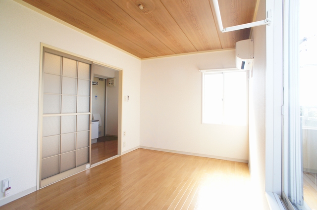 メゾン国府台 201号-3