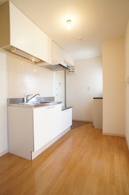 メゾン国府台 201号-11