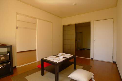 メゾンイースト初石 203号-4