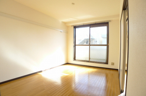 ハイツ・アザレア 201号-4