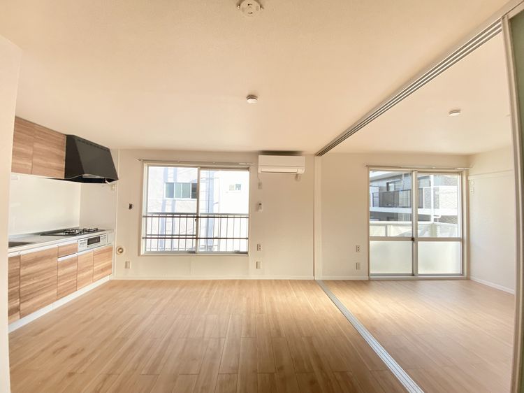 ヴェルデ西都賀 201号-5