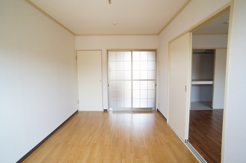 シャラハイツ 203号-3