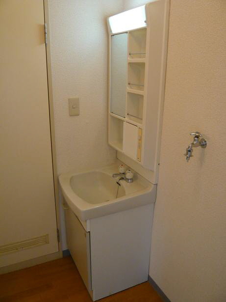 フレグランスＫＥＮ 202号-9