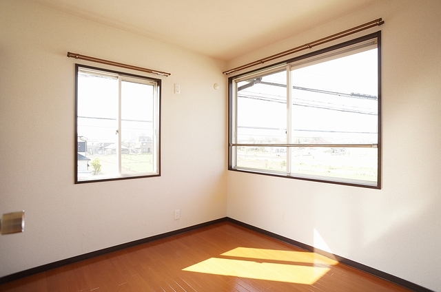 フレグランス・ミモミ 202号-4