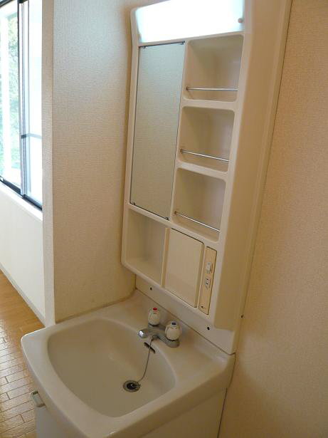 アド・ザックス本城Ｂ 201号-3