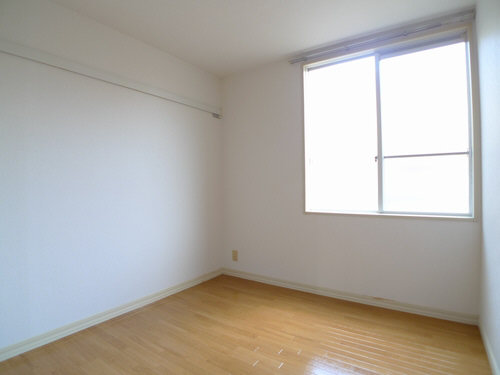 リバティーパレス江戸川台 202号-4