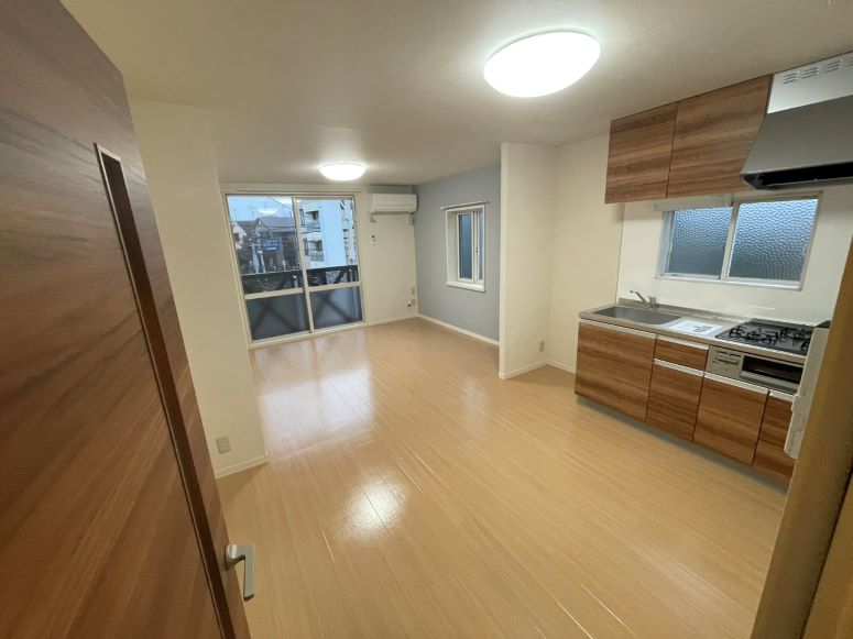 フレグランスみよしＥ 201号-2