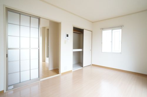 サンフローラＤ 101号-3