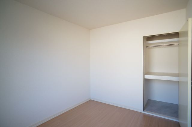 メゾン・ド・コルザ 201号-7