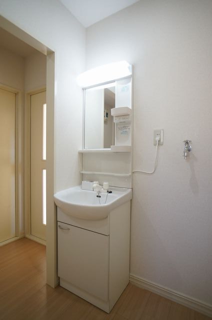 メゾン・ド・コルザ 201号-8