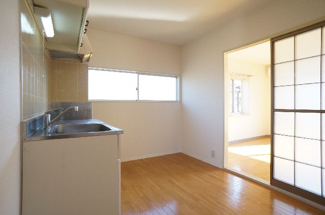 リヴェールすみれ台 205号-5