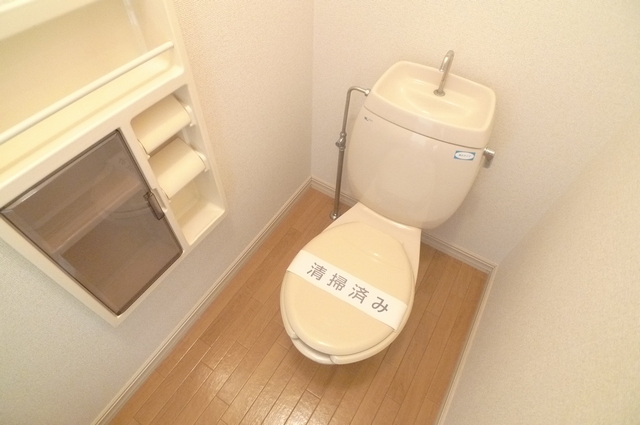 コーポ鈴参番館 202号-11